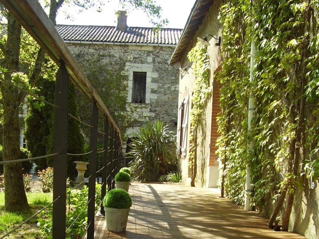 Chateau De La Galissonniere Bed and Breakfast Le Pallet Exterior foto